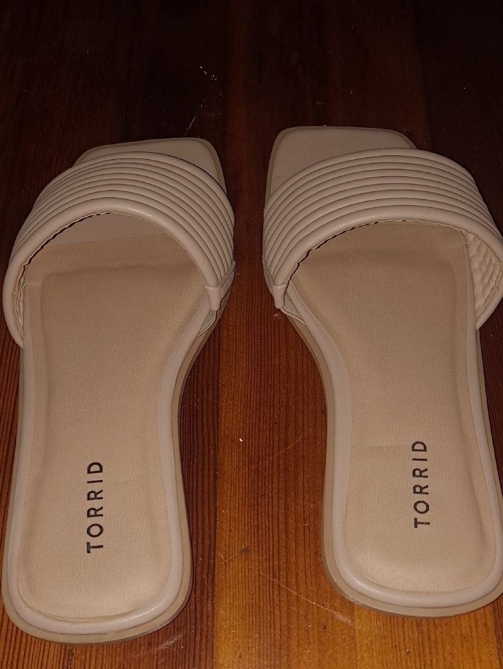 torrid Neutral Ribbed Strap Slide Sandals - Picture 4 of 7